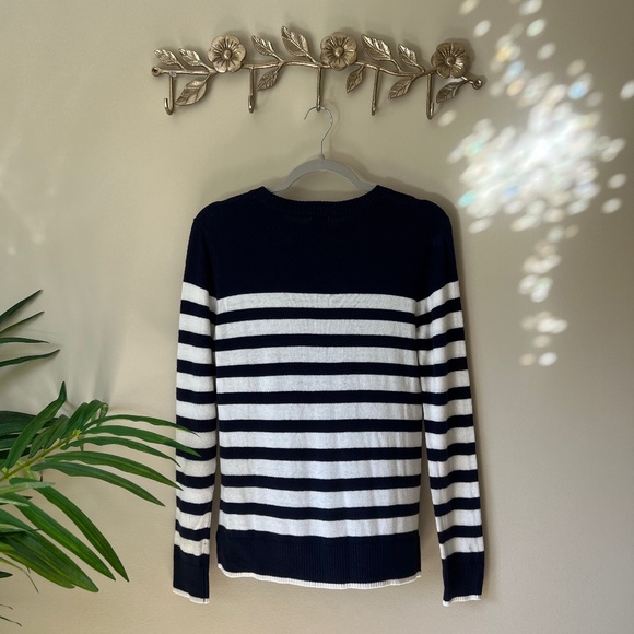 NWOT Women's A New Day Gorgeous Navy & White Stripe Sweater Size Small. 🤍⚓️🖤 - Picture 4 of 9
